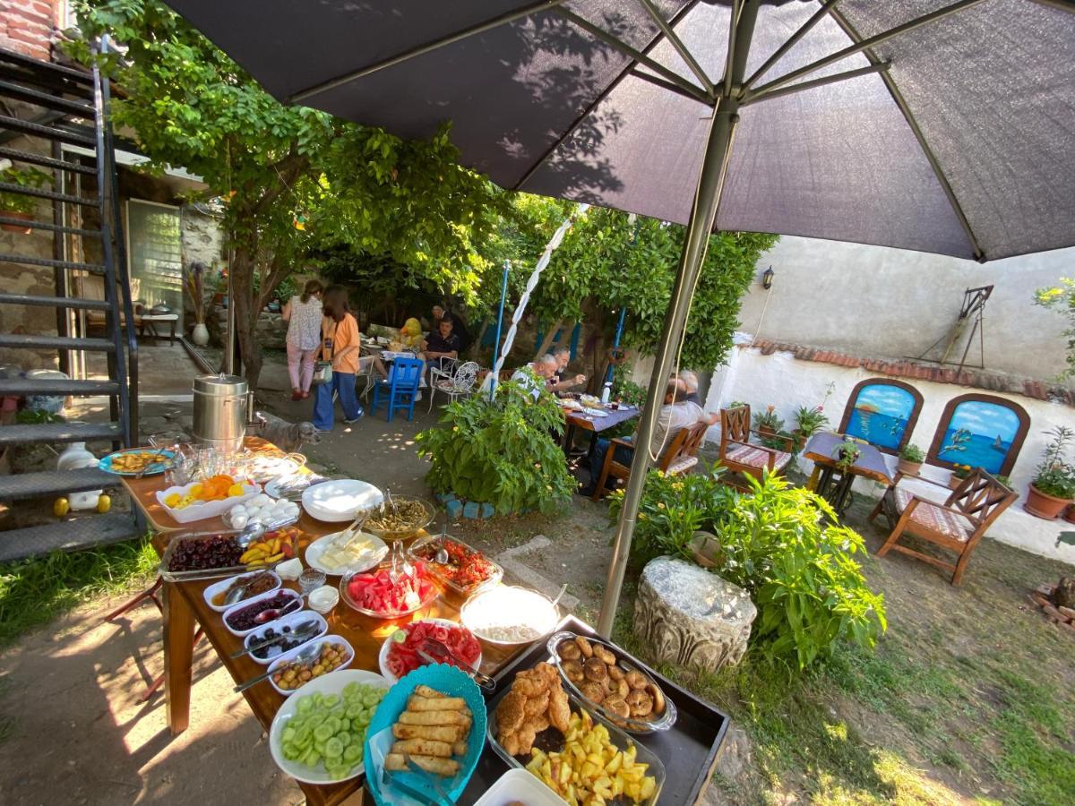 Pergamon Pension Bergama Exterior photo