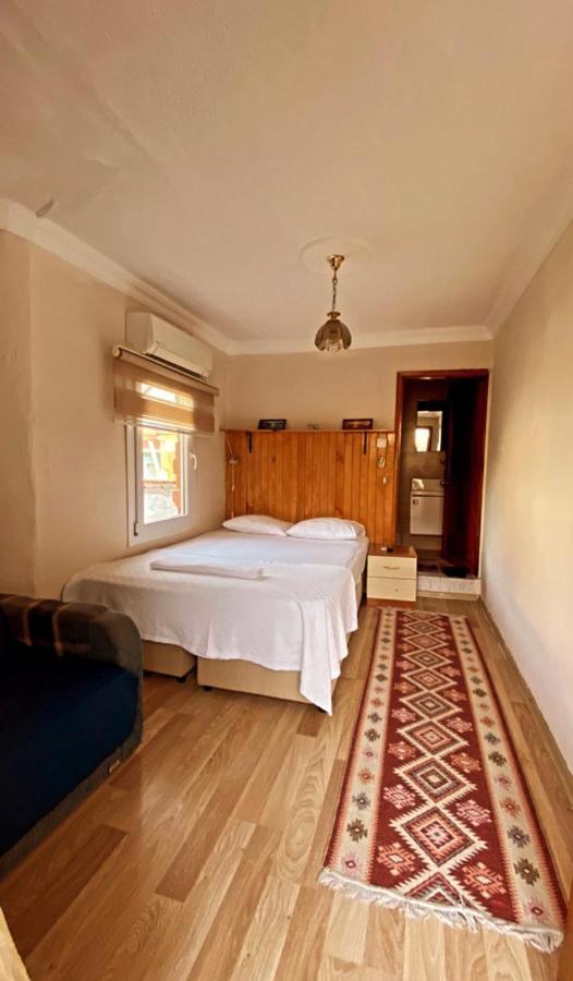 Pergamon Pension Bergama Exterior photo